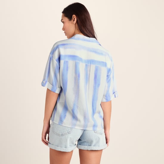 Julie Womens Short Sleeve Seersucker Blouse - Blue Hues Print - Image 2