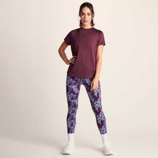 Florrie Womens Performance T-Shirt - Black Raspberry - Image 1