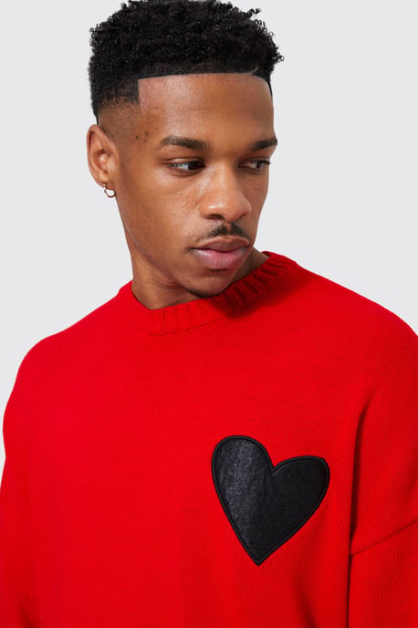 Oversized Distressed Hem And Heart Detail Jumper - Image 4