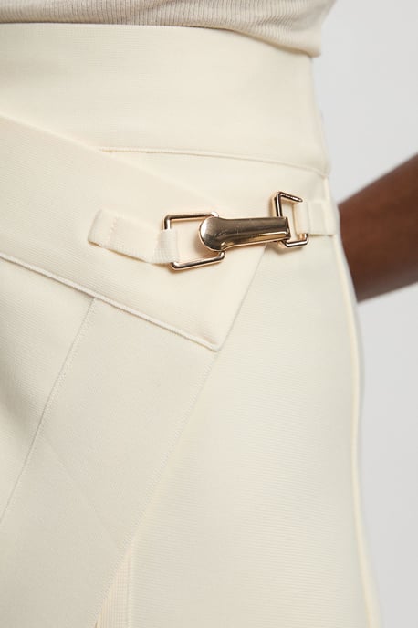 Figure Form Bandage Asymmetric Mini Skirt - Image 3