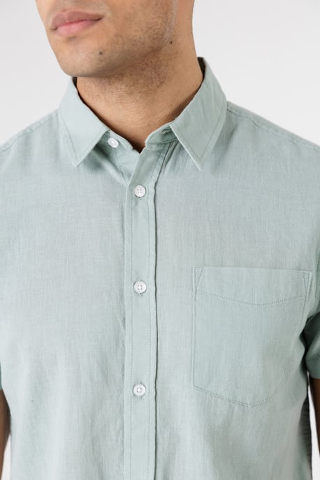 Light Green Linen Blend Short Sleeve Button-Up Shirt With Chest Pocket - Image 4