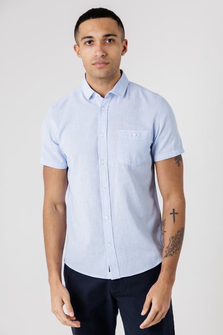 Light Blue Dog Tooth Print Short Sleeve Shirt With Collar And Chest Pocket - Image 1
