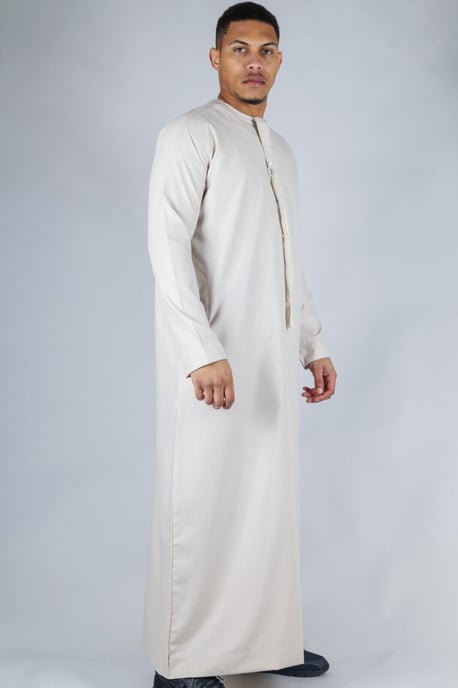 Men's Beige Thobe Emirati Islamic Jubba Robe Eid Tassel Slim Fit - Image 2