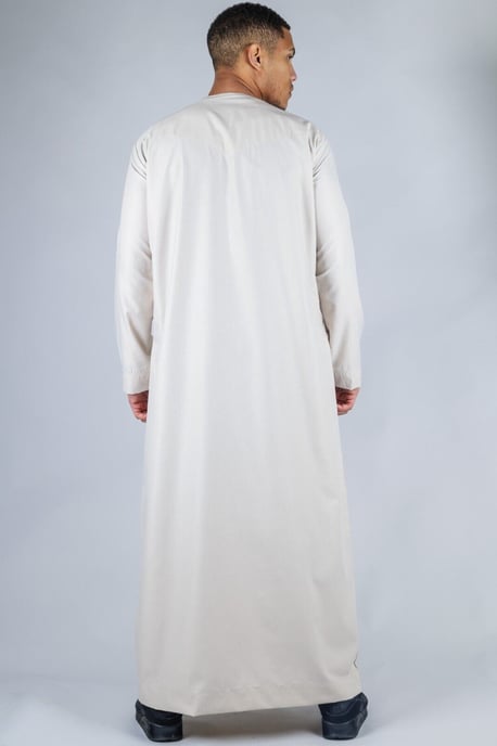 Men's Beige Thobe Emirati Islamic Jubba Robe Eid Tassel Slim Fit - Image 3