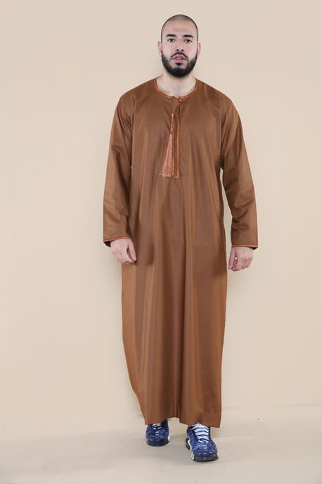 Mens Brown Jubba Saudi Islamic Arab Eid Emirati Kaftan Jubbah Tassel Robe - Image 5