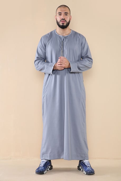 Mens Grey Thobe Jubba Saudi Islamic Arab Eid Emirati Kaftan Jubbah Tassel Robe - Image 1