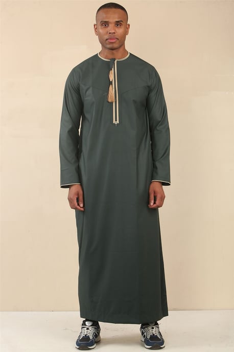 Men's Omani Eid Green Thobe Saudi Emirati Jubba Robe - Image 1