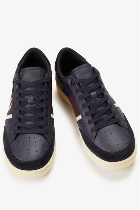 Fred Perry B725 Läder Mocka Herrskor Marinblå/Ecru/Mörkröd - Image 3