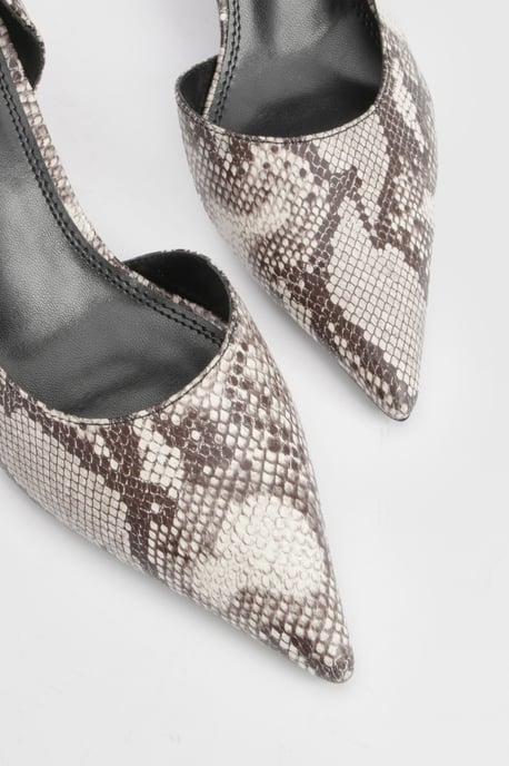 Snake Asymmetric Cut Out Court heels - Image 5