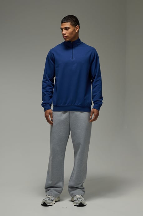 MAN Active Premium Regular Fit 1/4 Zip - Image 4