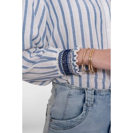 Geisha 63130-99 010 blouse striped embroiderd cuffs off-white/blue - Image 5