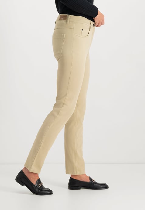 Twigie Coloured Shape-On Straight Jeans | Kitt - Image 2