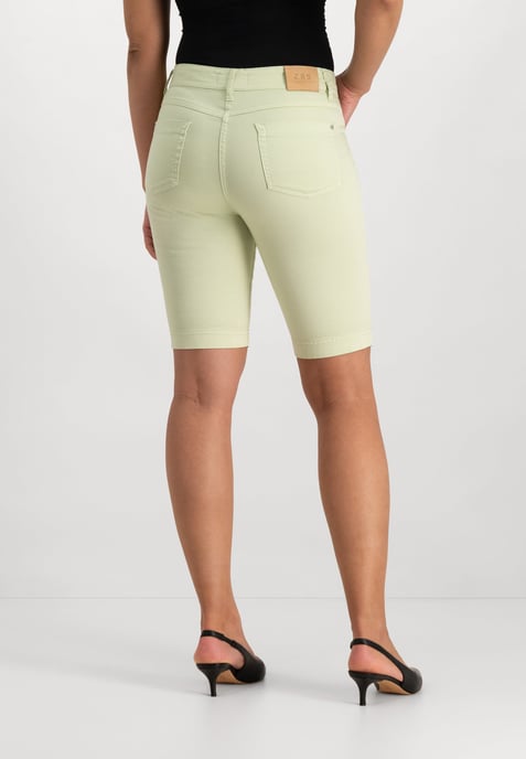 Sarah Bermuda Shorts | Spring Green - Image 3