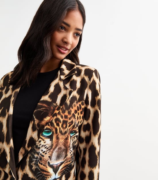 Brown Contrast Animal Edge to Edge Blazer - Image 2