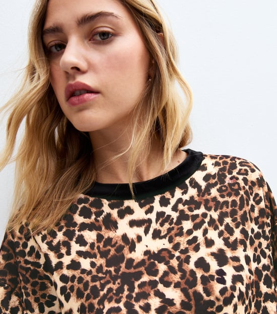 Oversized top met luipaardprint - Image 2