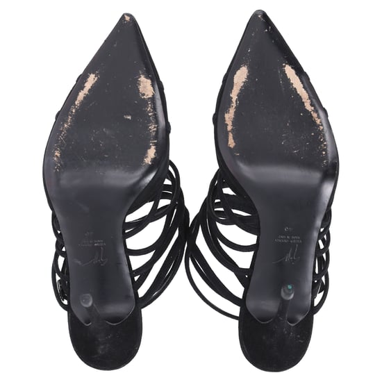 Giuseppe Zanotti pumps met vetersluiting en bandjes in zwart suède. - Image 5