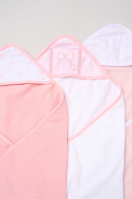3 Pack Bow Hooded Towels - Image 3