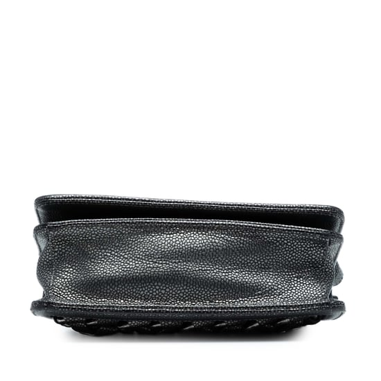 Tweedehands Cc Metallic Kaviaar Gevlochten Ketting Clutch Met Band - Image 3