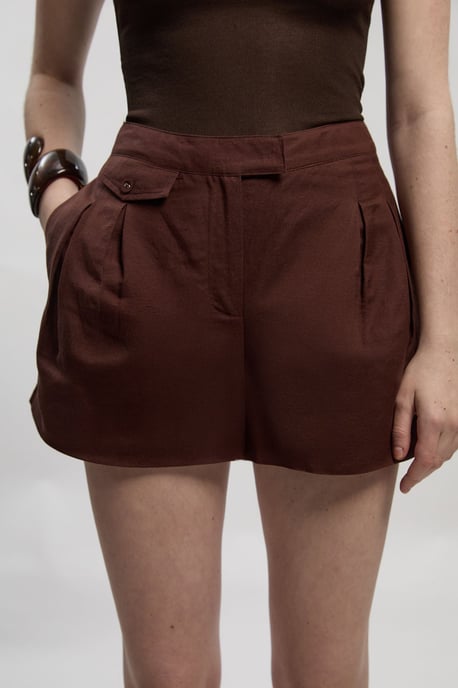Viscose Linen Woven Pocket Detail Short - Image 2