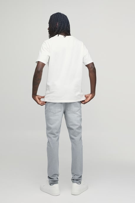Basic Slim Fit Jeans - Image 3