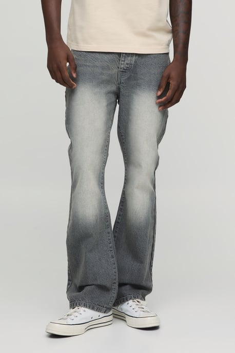 Basic Flared Fit Jeans - Image 1