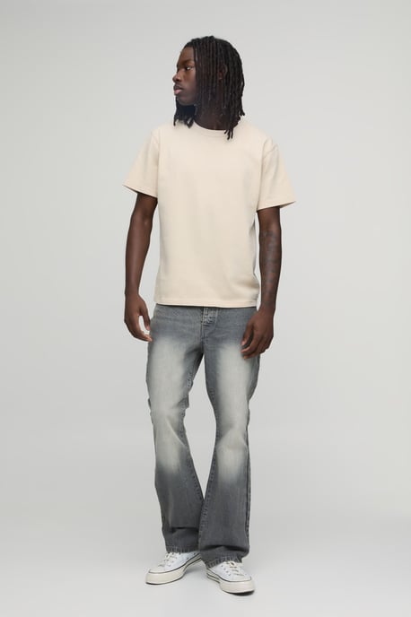 Basic Flared Fit Jeans - Image 4