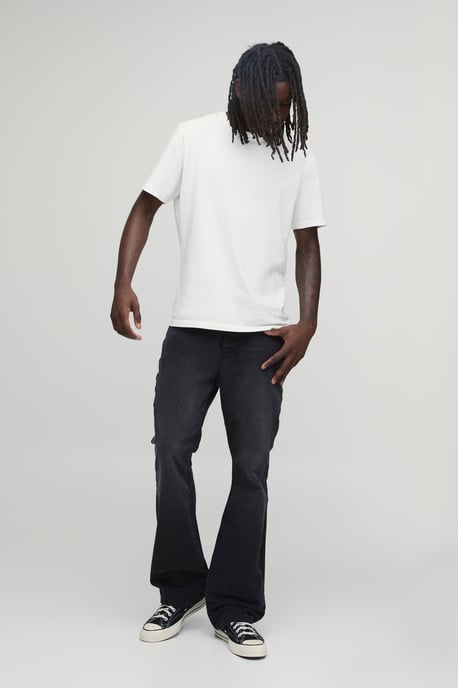 Basic Flared Fit Jeans - Image 4