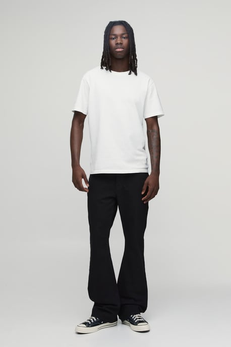 Basic Flared Fit Jeans - Image 4