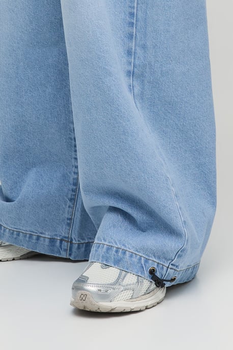 Basic Parachute Fit Jeans - Image 2
