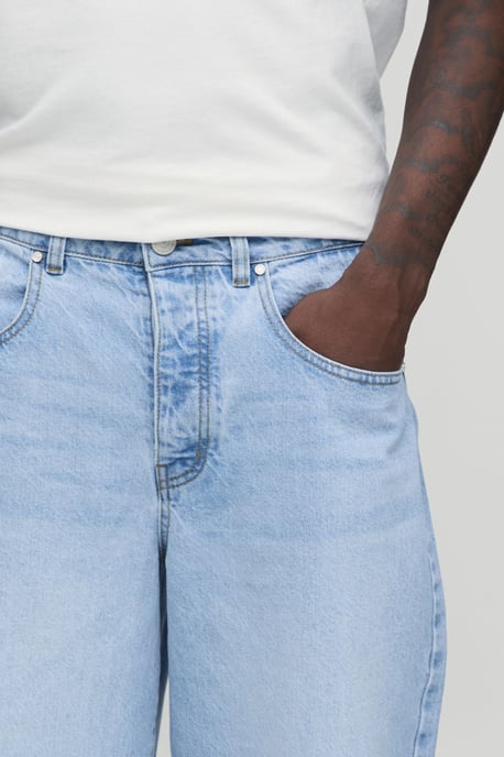 Basic Baggy Fit Jeans - Image 2