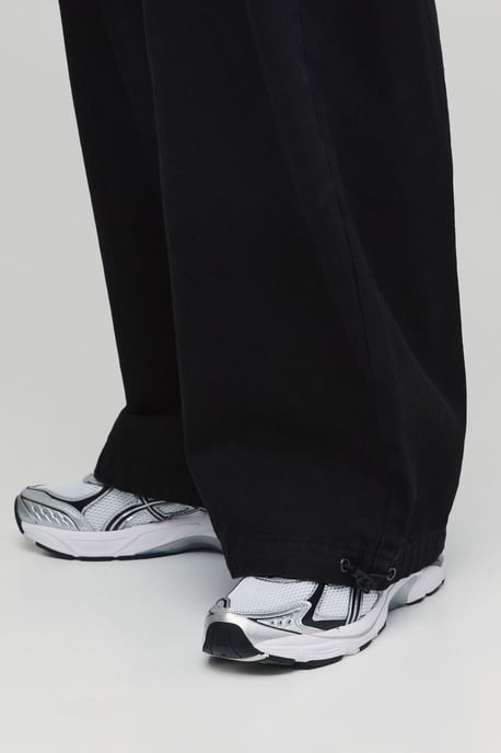 Basic Parachute Fit Jeans - Image 2