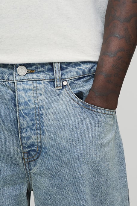Basic Relaxed Fit Jeans - Image 2