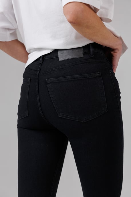 Black Cotton Blend Stretch High Rise Skinny Denim Jeans - Image 4