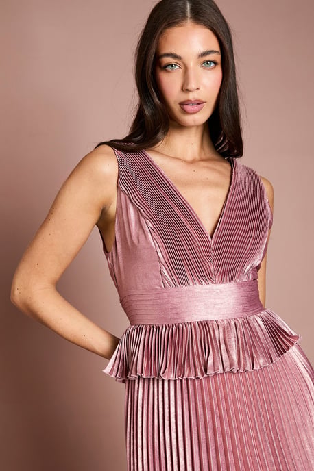Sleeveless Metallic Pleated Maxi Dress With Peplum - Image 4
