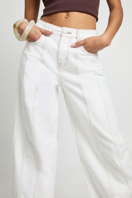 Seam Detail Straight Leg Jean - Image 4