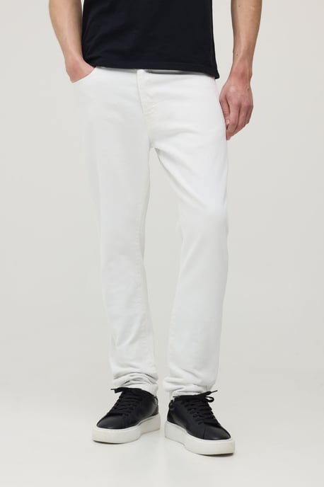 Basic Slim Fit Jeans - Image 1