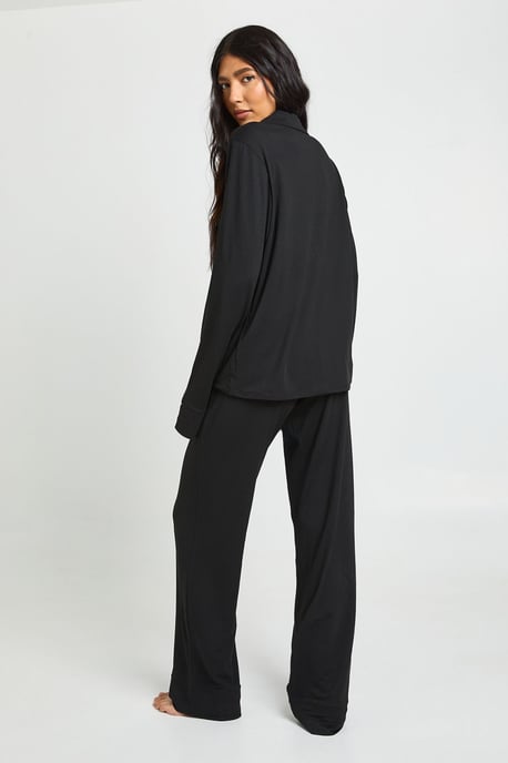 Tall Soft Touch Button Through Shirt and Trouser Pyjama Set - Image 2