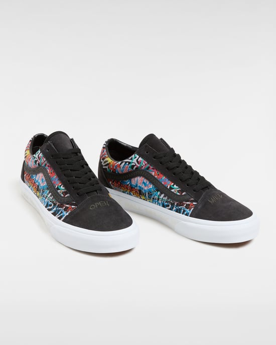 Old Skool Sneakers - Image 2