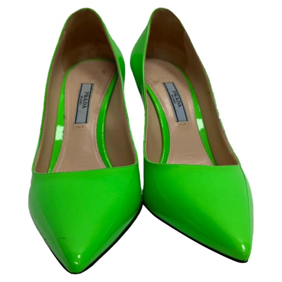Prada pumps met spitse neus in groen lakleer - Image 2