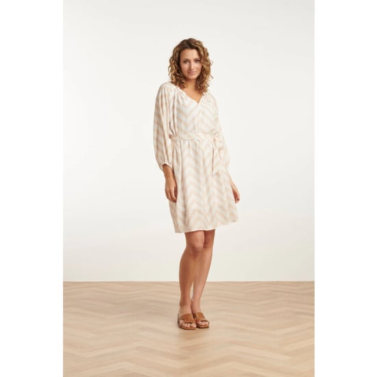 Smashed Lemon 25014 zachtevloeiende 3/4 mouw jurk met zigzag print | - Image 2