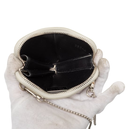 Tweedekans Mini Geborsteld Leren Driehoek Ketting Tas - Image 4