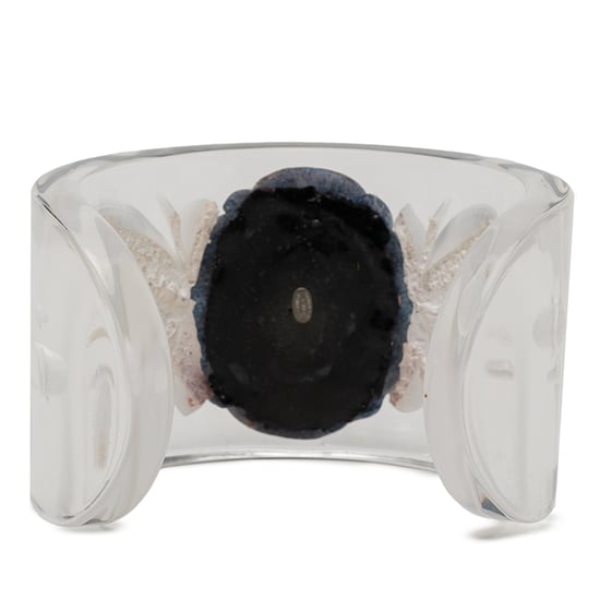 Tweedehands Lucite Camellia Cuff Bracelet - Image 3