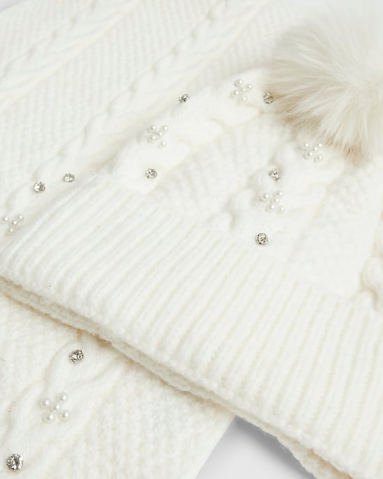 River Island Womens Hat & Scarf Set Cream Diamante 2 Piece - Image 5