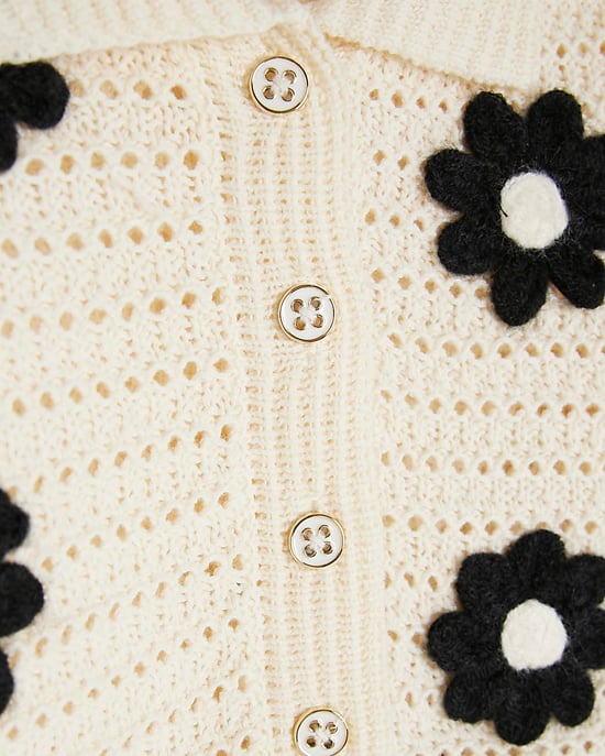 River Island Baby Girls Cardigan & Shorts Set Cream Daisy Crochet - Image 3