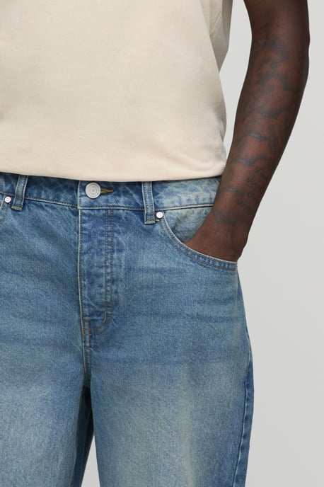 Basic Relaxed Fit Jeans - Image 2