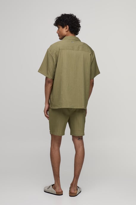 Oversized Short Sleeve Irregular Pleat Shorts Set - Image 3
