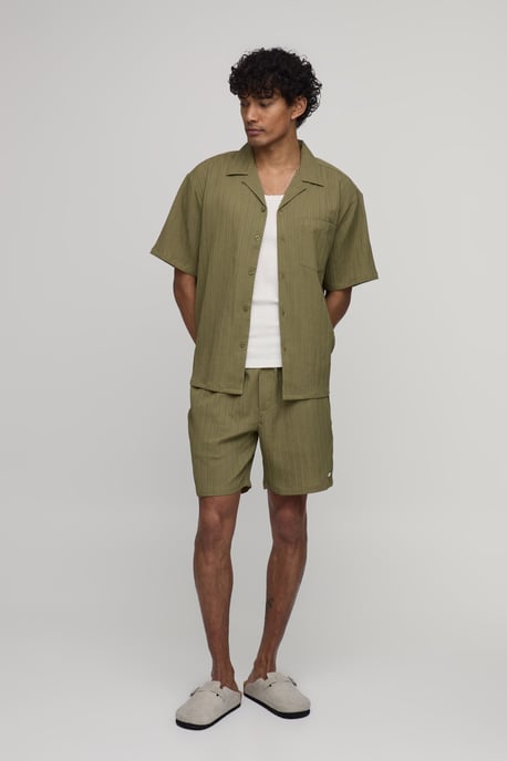 Oversized Short Sleeve Irregular Pleat Shorts Set - Image 4