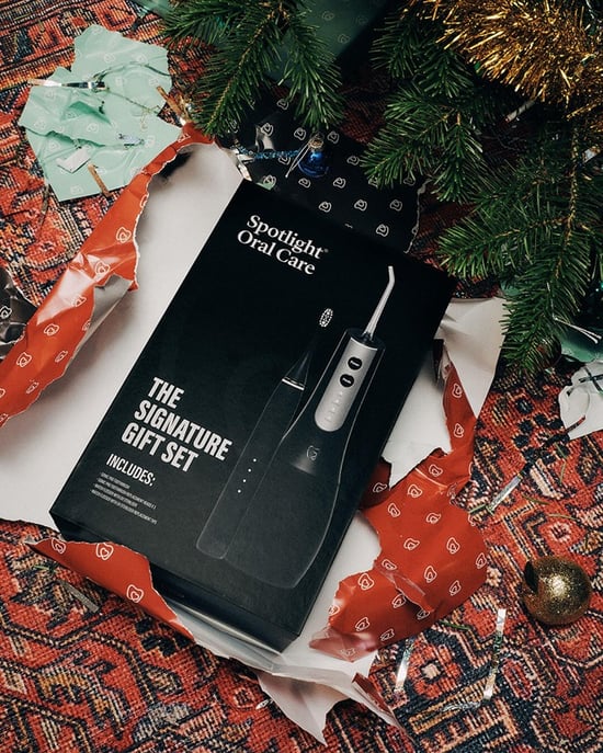 Spotlight Oral Care Signature Gift Set - Sonic Pro & Uv Water Flosser - Black - Image 6