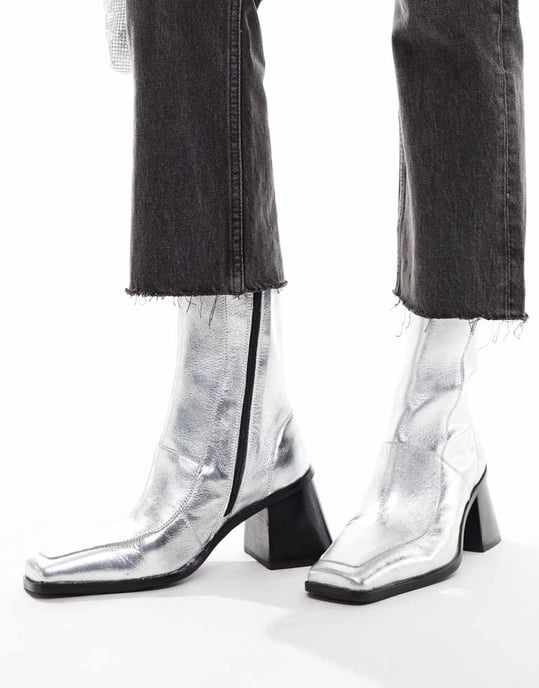 ASOS DESIGN Ria mid-häls läderstövlar i silver - Image 3