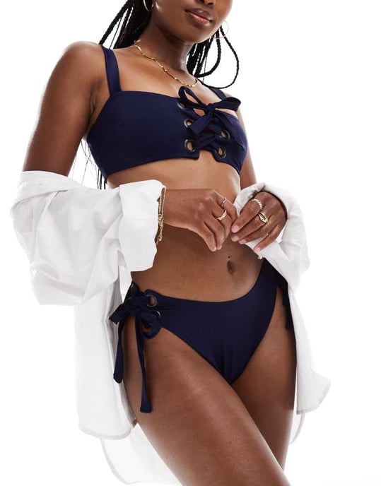 ASOS DESIGN Sloane bikinitopp med ögla i hög midja i marinblått - Image 3